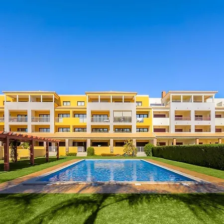 Apartament T2 Com Piscina - Golf *